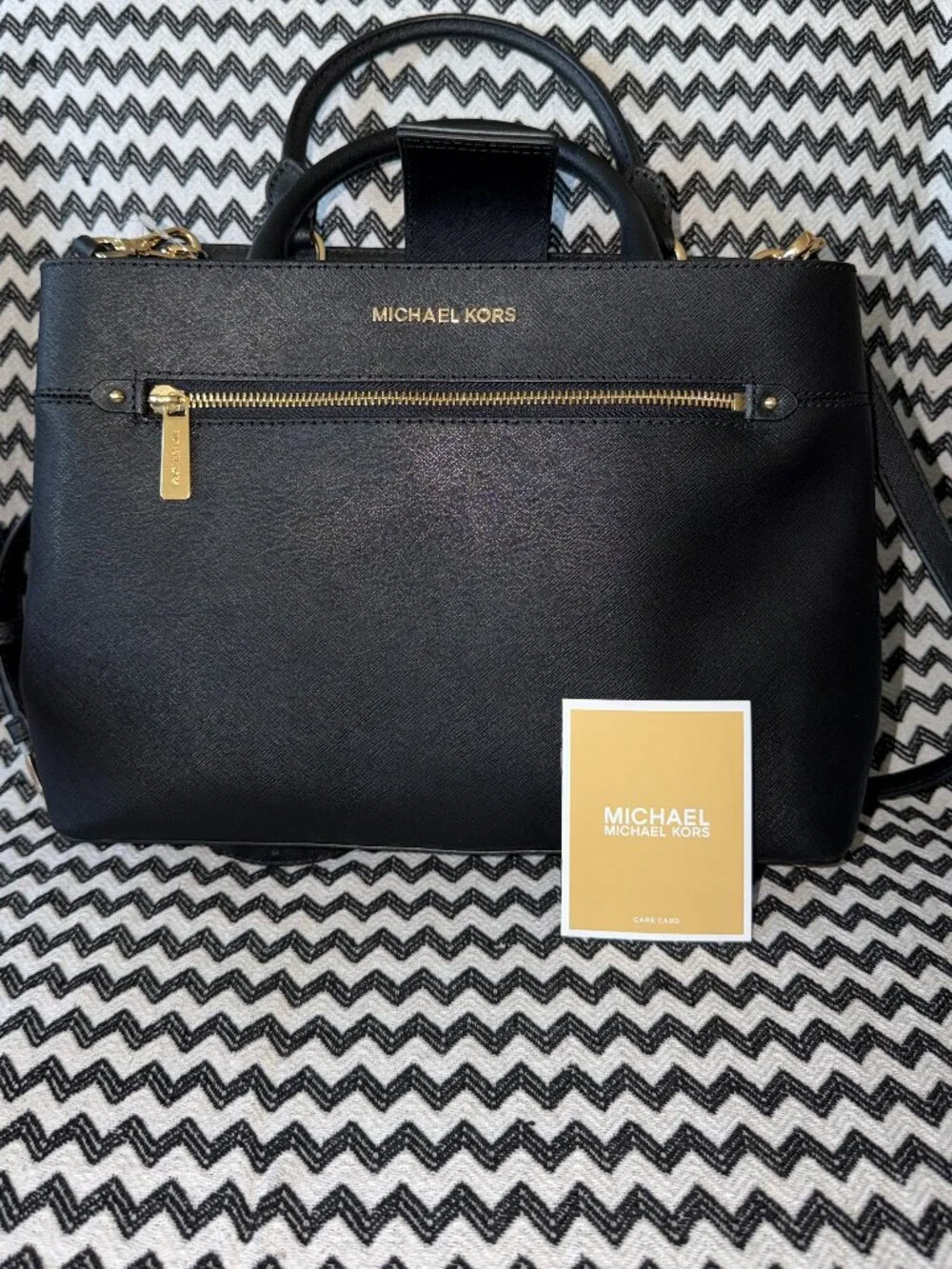 NWT Michael Kors HAILEE Large Leather Satchel Black & Gold w/ crossbody strap